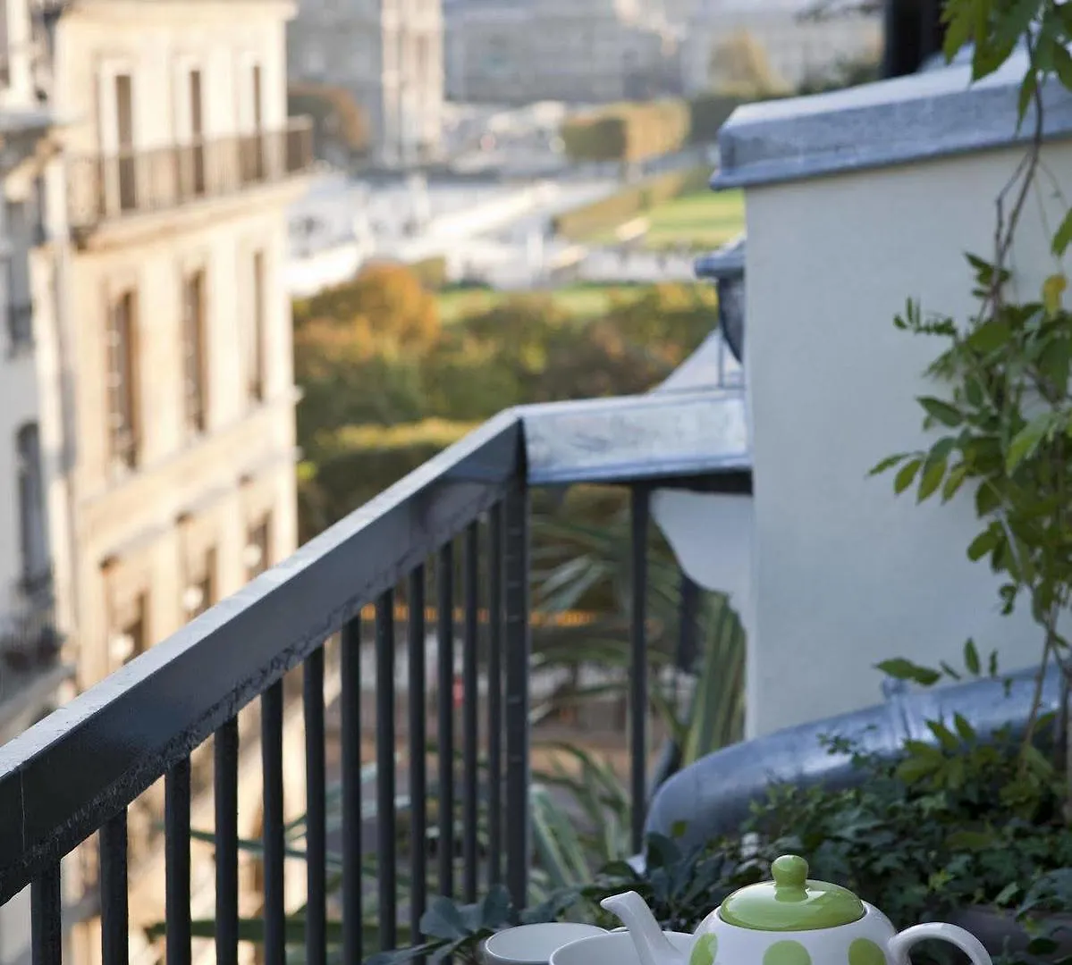 Le Pradey Paris